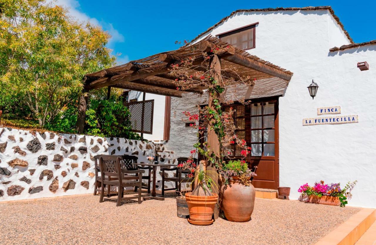 Finca La Fuentecilla Haría Екстериор снимка